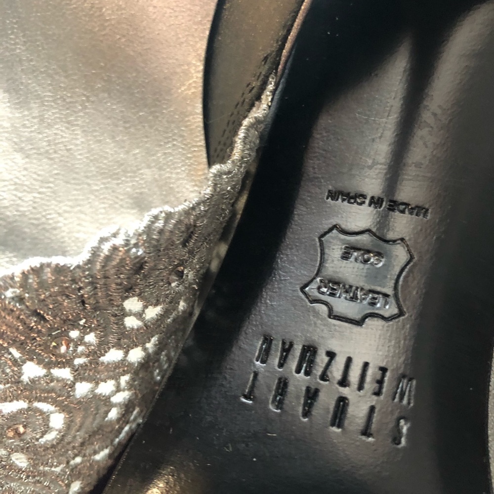 Stuart Weitzman - Picture 7 of 9